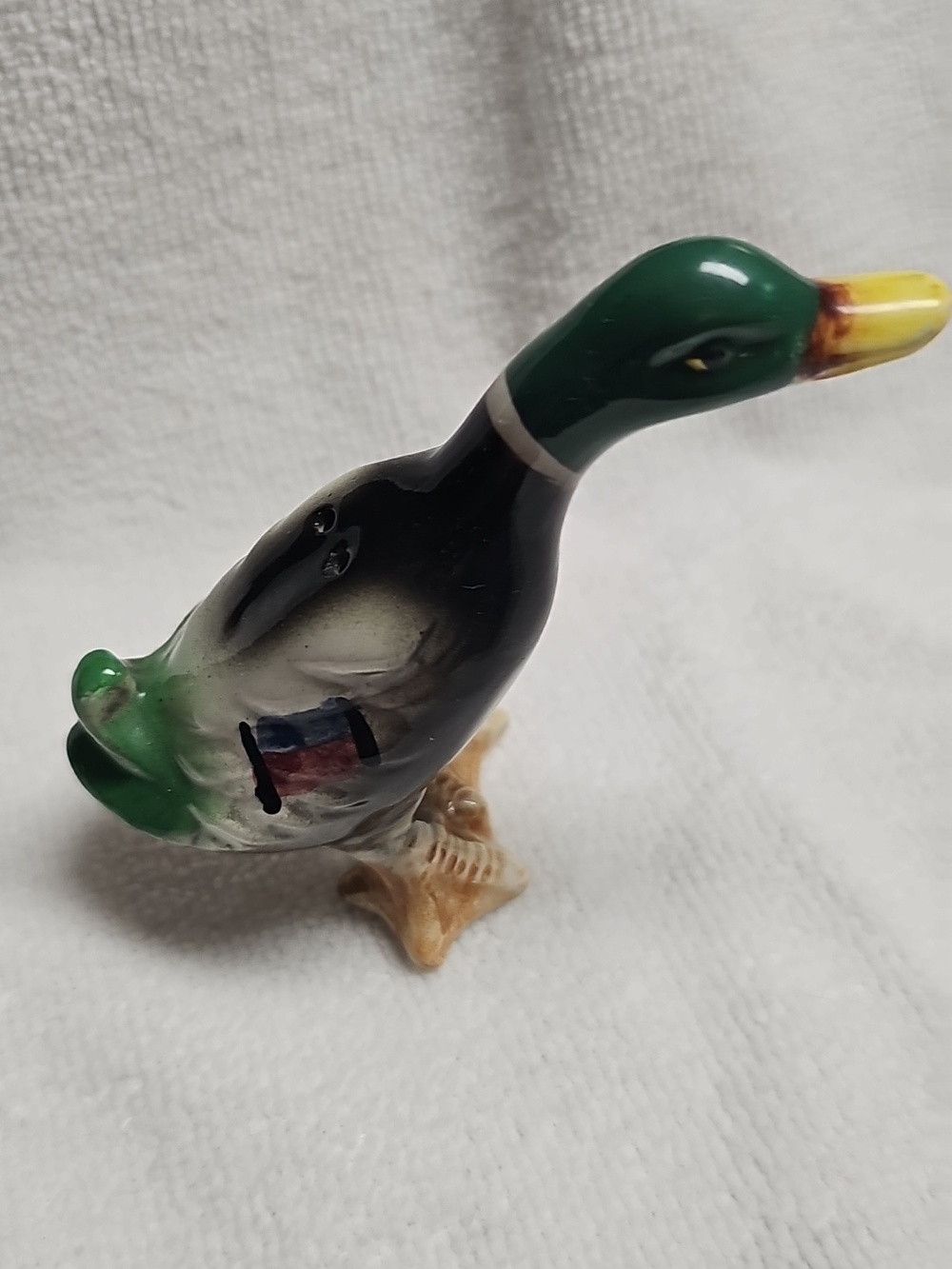 Vintage Ceramic Mallard Duck Salt & Pepper Shakers - Green Head - Picture 5 of 5